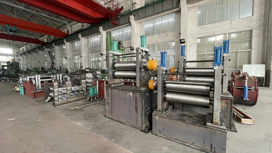 650mm 4 Hi عكس الباردة درفلة لفائف الفولاذ المقاوم للصدأ خاص