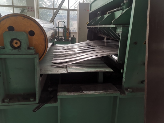 1 ～ 4 × 1600mm خط حز الصفائح المعدنية / لفائف