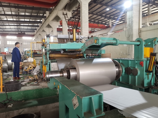 PLC التحكم في لفائف الصلب آلة الحز 1500mm لفائف القطر الخارجي