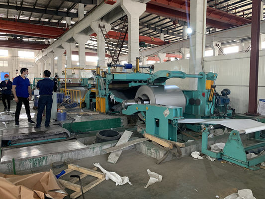 0.3-2mm HRC CRC PPGI آلة حز لفائف الصلب